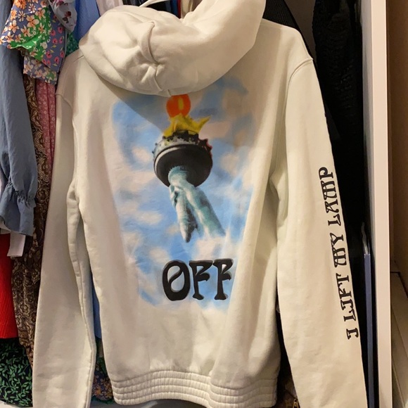 Off-White hoodie - Picture 2 of 5